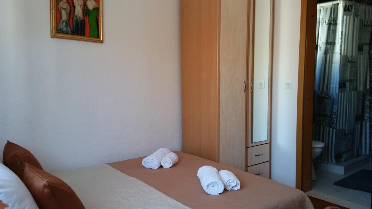 Guest House Villa Castio Petrovac Exterior foto