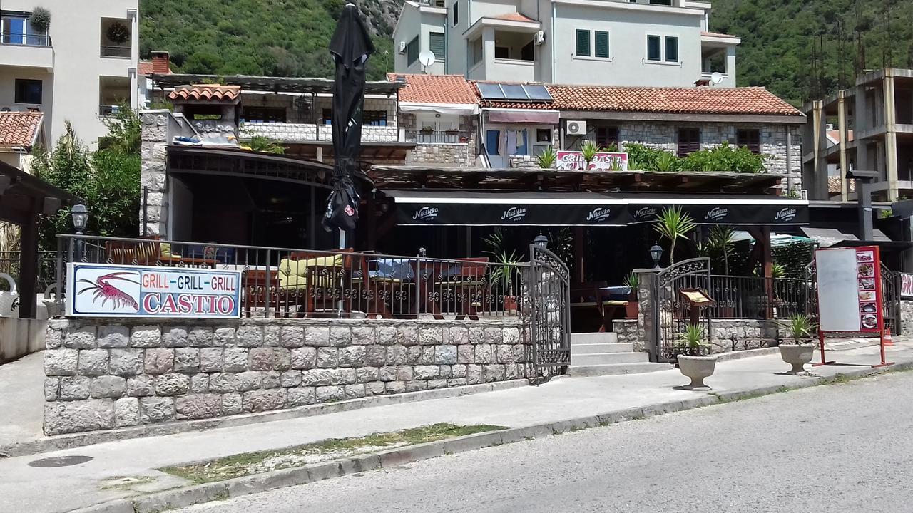 Guest House Villa Castio Petrovac Exterior foto