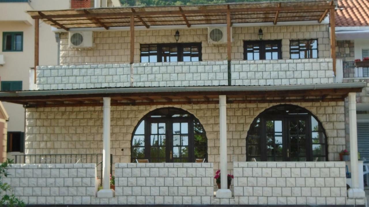 Guest House Villa Castio Petrovac Exterior foto